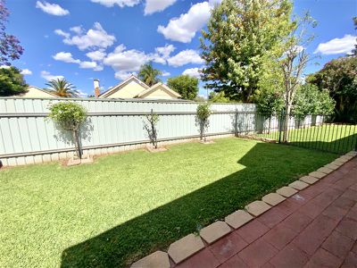 14 Bathurst Street, Forbes