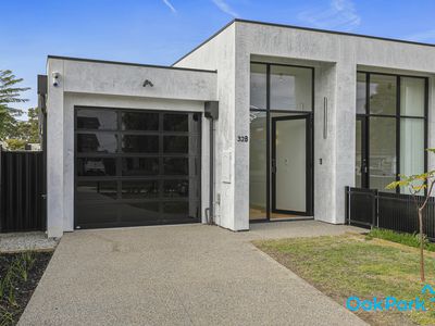 32B Margaret Street, Oak Park