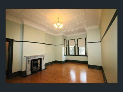 2 / 1 Carlton, Arncliffe