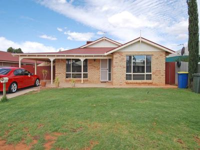 35 Trevaskis Street, Kalgoorlie