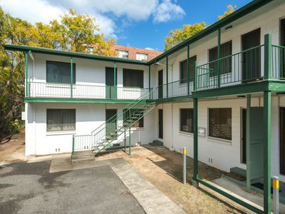 9 / 25 Sir Fred Schonell Drive, St Lucia