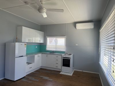 6 Lyons Road, Sussex Inlet