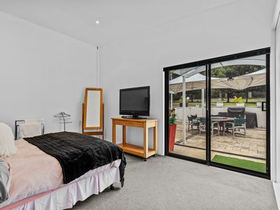 5140 Channel Highway, Gordon