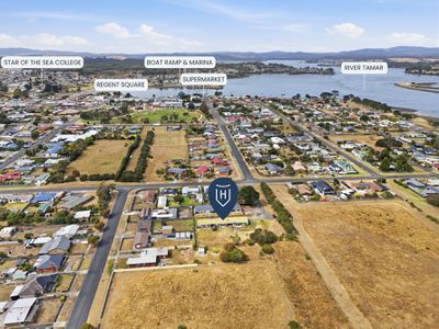 2 / 62 - 64 Elizabeth Street, George Town