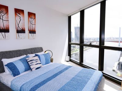 889 Collins Street, Docklands