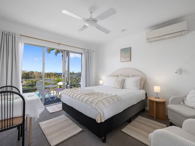 10 Princes Highway, Mollymook
