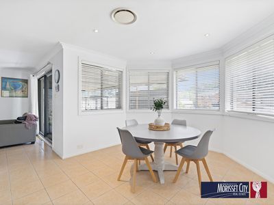 17 Goldenia Close, Morisset