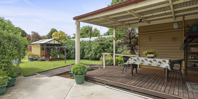 23 Weir Street, Euroa