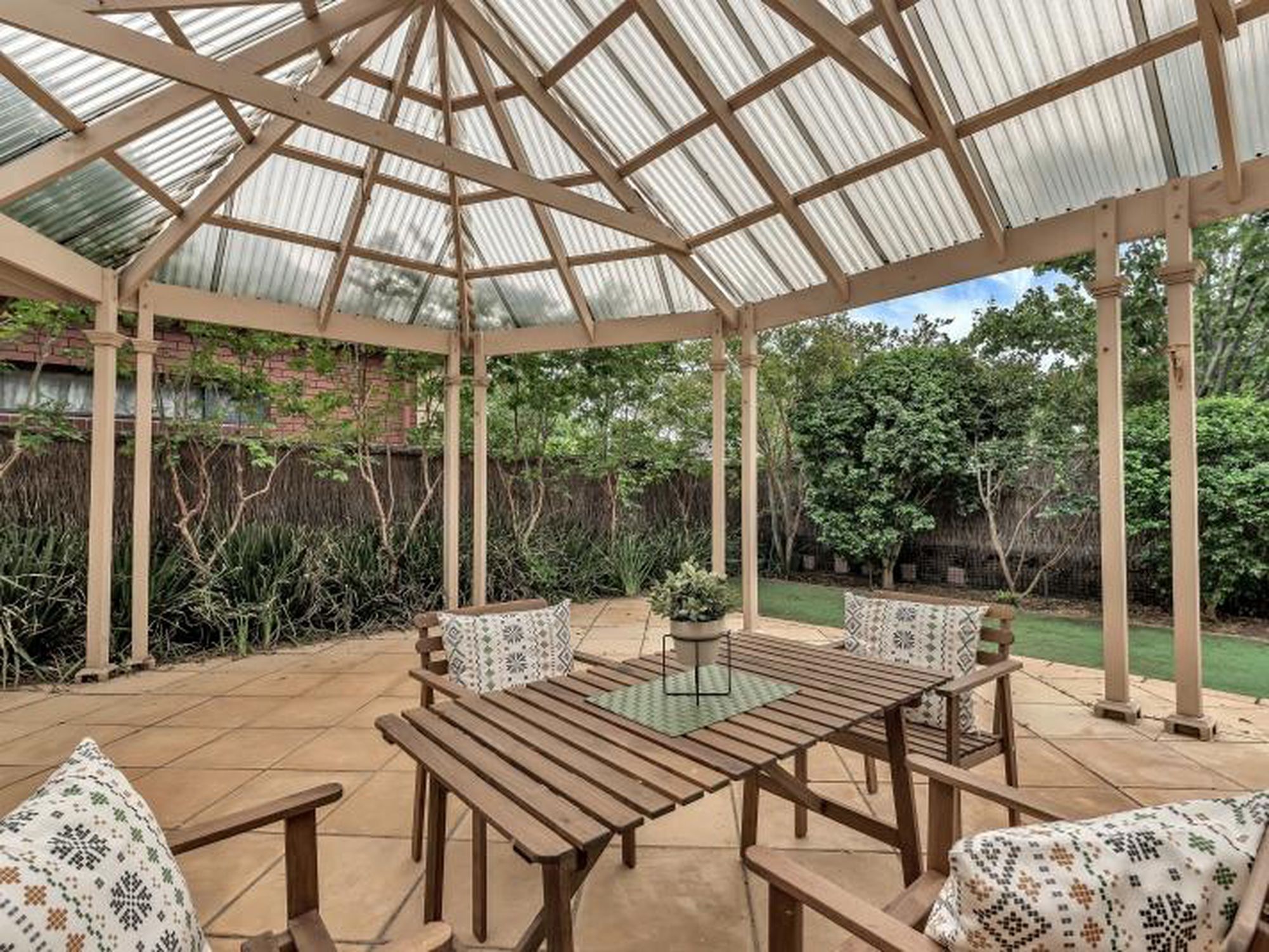 8 Alexander Court, Novar Gardens