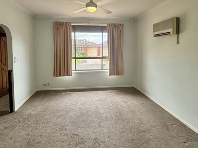2 / 14 Yandina Road, Hoppers Crossing