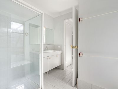 5 LISBON PLACE, Warnbro