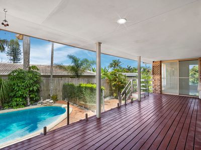 26 Adaminaby Drive, Helensvale