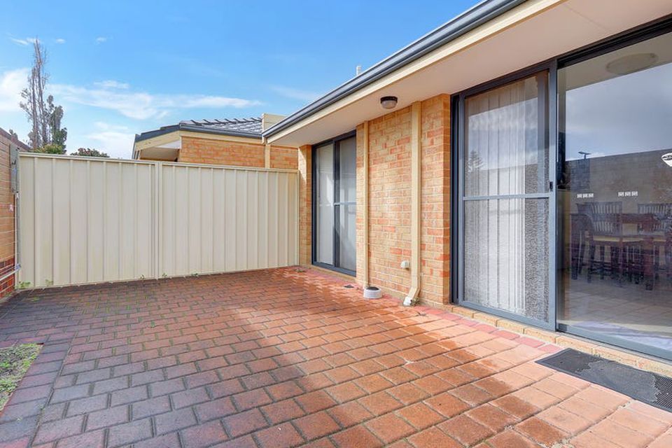 4 / 21 La Manche Avenue , Port Kennedy