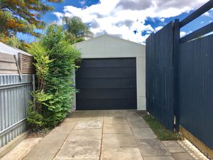 224 Lowry Street, North Albury