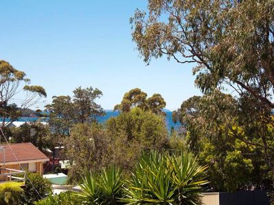 18 Davies Street, Mollymook