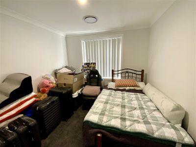 4 Livingston Boulevard, Forbes