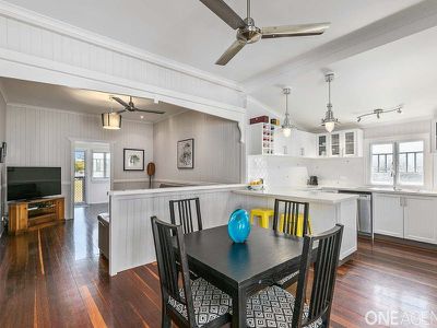 10 Guard Street, Urangan