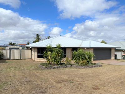 13 Bottlebrush Street, Kingaroy