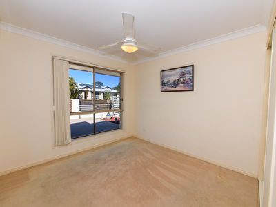 13 Waverley Park Close, Oxenford