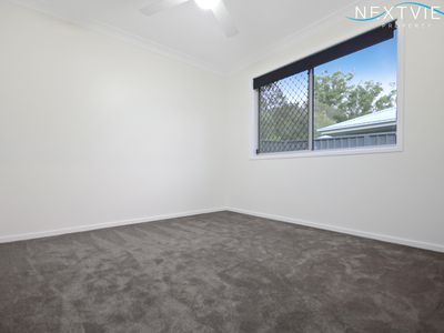 27 Wedgetail Street, Fletcher