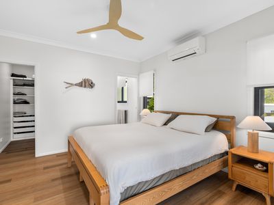 74 Gloucester Avenue, Hideaway Bay