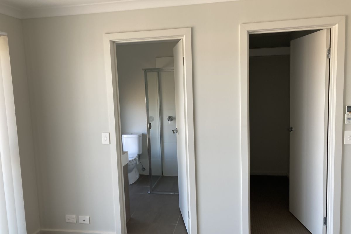 61 Hamilton Boulevard, Evanston Gardens