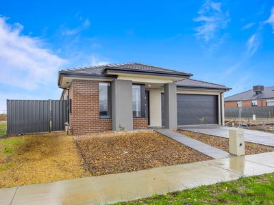 50 Goldfinch Road, Winter Valley