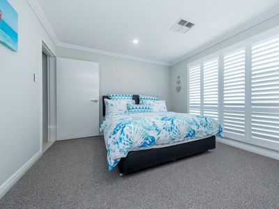 18 Minstrell Way , Madora Bay