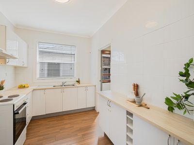 30 King Street, Waratah West