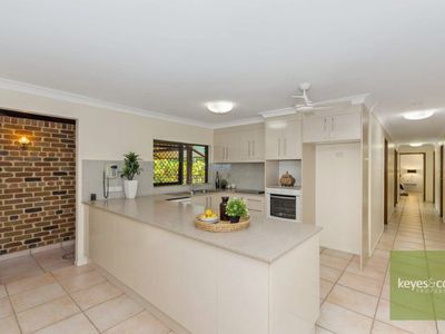 38 Casuarina Drive, Annandale