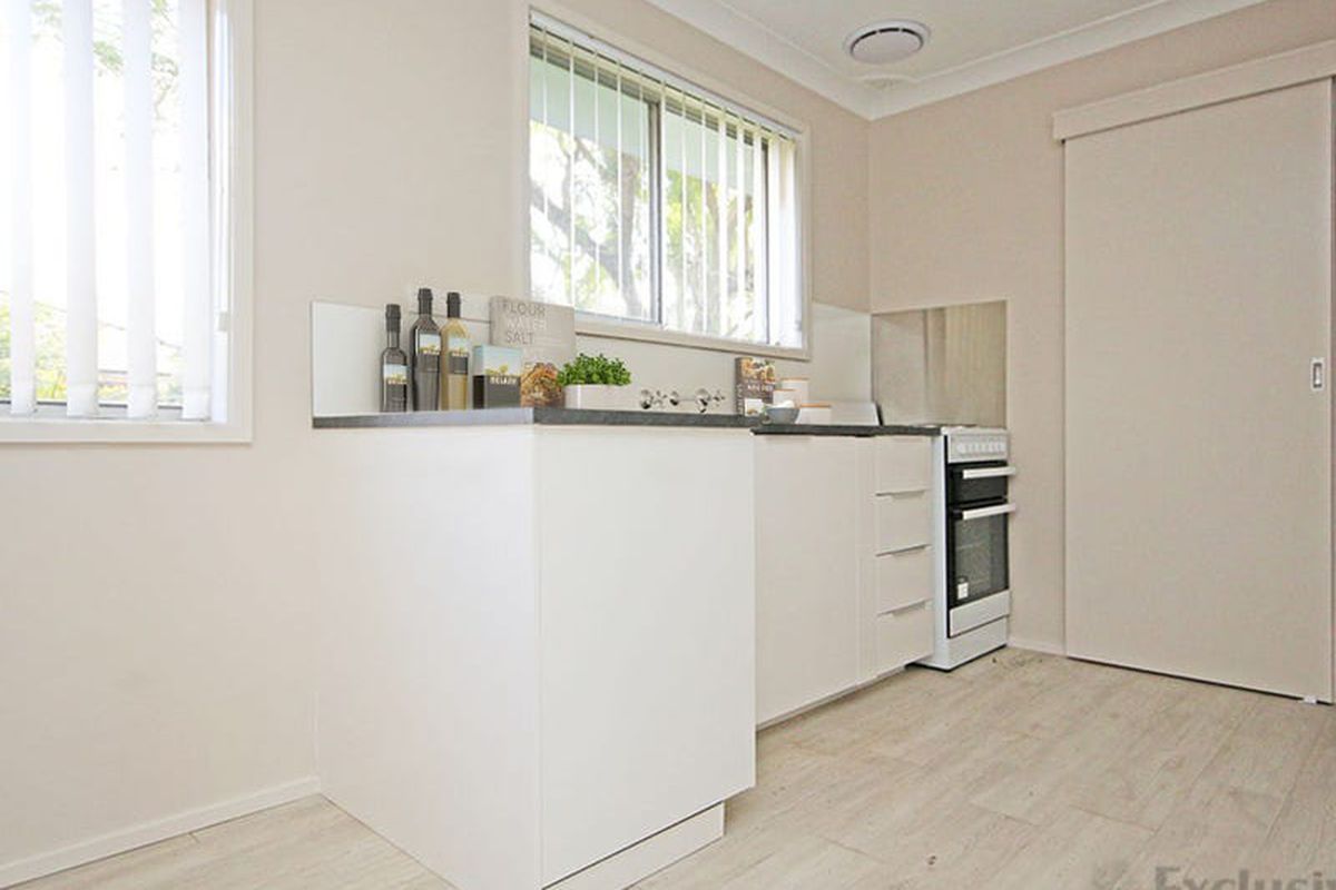 33 Nepean Street, Emu Plains