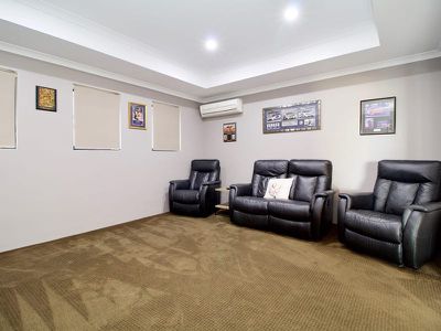 60 Lord Hobart Drive , Madora Bay