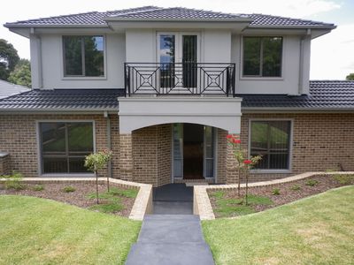 1 / 21 Lemana Crescent, Mount Waverley