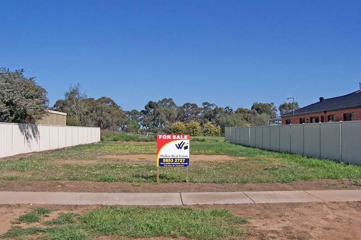 8 Goegan Drive, Kyabram