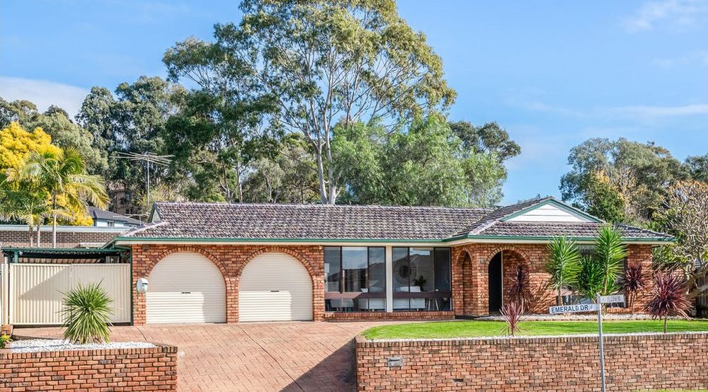 16 Emerald Drive, Eagle Vale