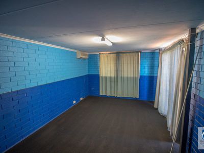 8 Barton Way, Newman