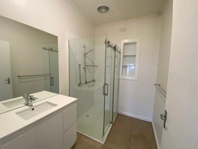 1 / 26 Settlement Road, Belmont