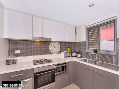 7 / 2 Bremer Promenade, East Perth