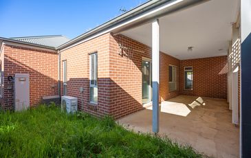 1 / 101 MAIN STREET, Gembrook
