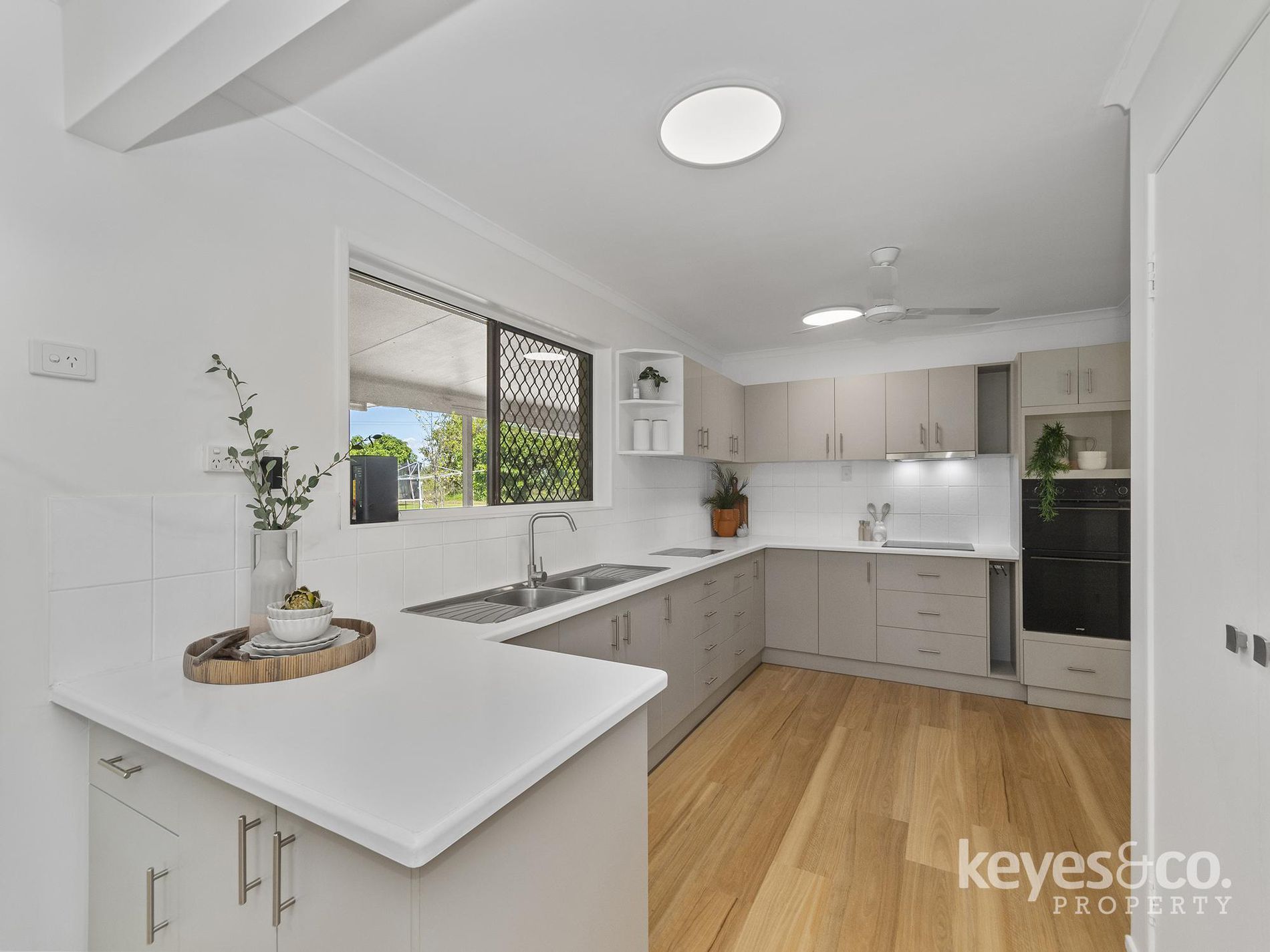 6 Bernborough Court, Kelso