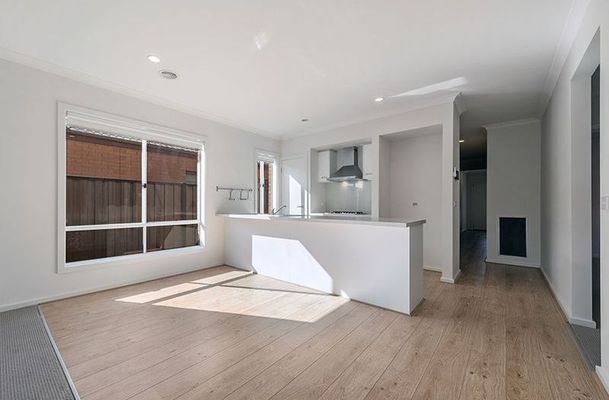 100 Bluebell Drive, Craigieburn