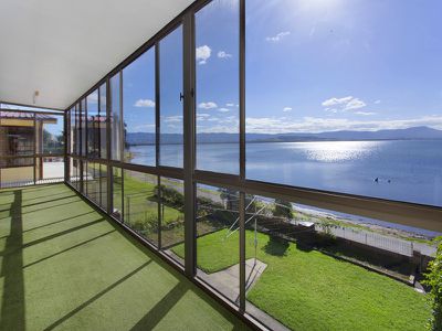 83 The Esplanade, Oak Flats