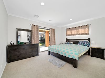 2 Yass Court, Wyndham Vale