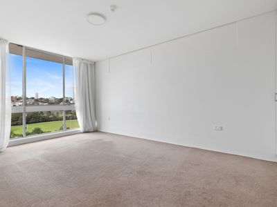 57 / 41-49 Roslyn Gardens, Elizabeth Bay