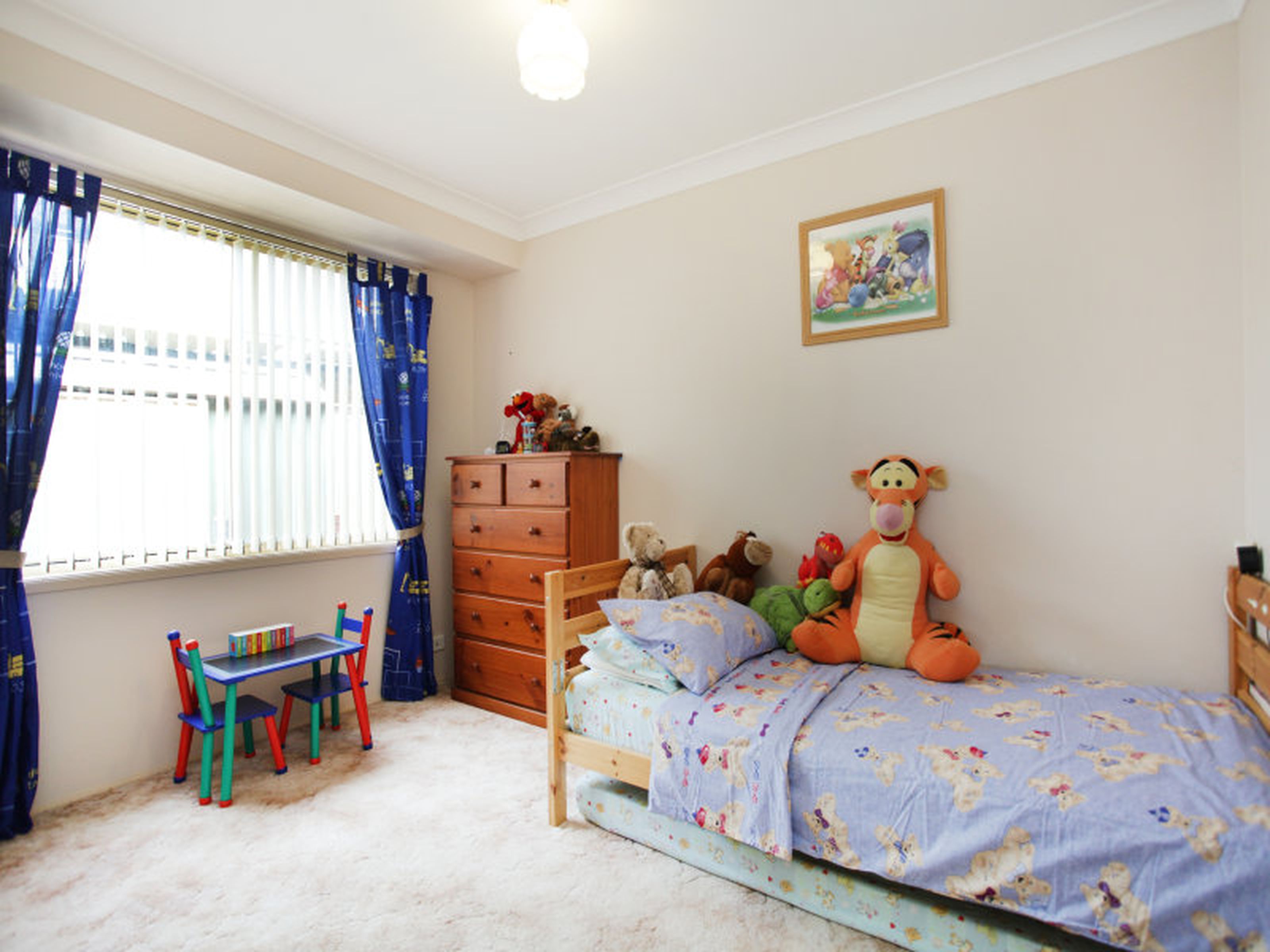 8 Sorenson Cres, GLENMORE PARK