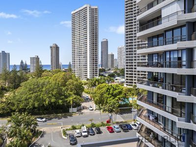 50 / 5 Admiralty Drive, Surfers Paradise