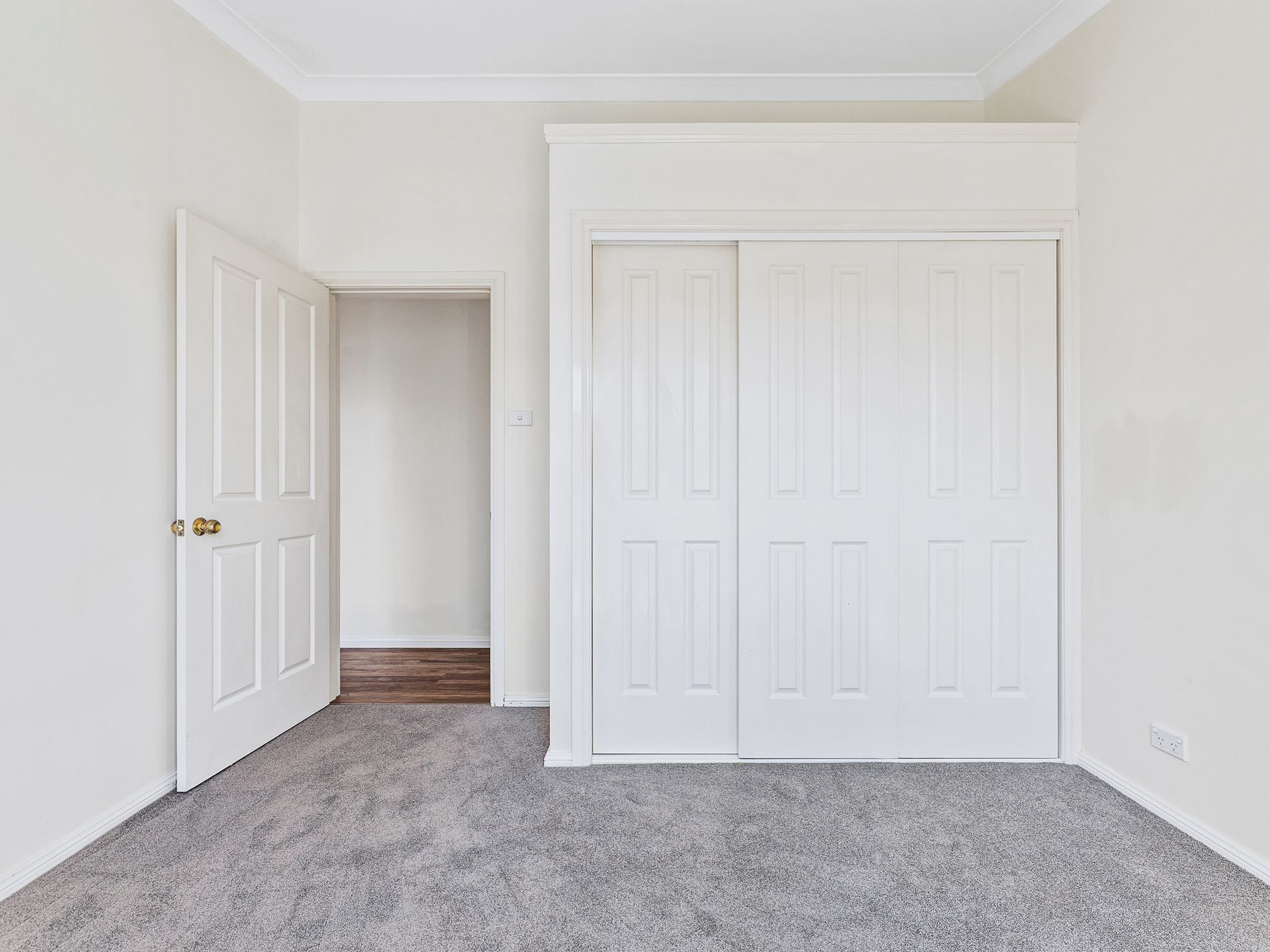 j15 / 48 Princes Highway, Narooma