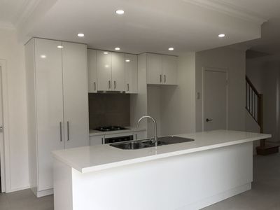 1 / 15 Church Street, Belmont