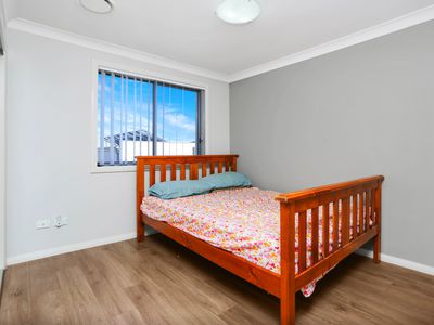 12 Cottage Glade, Schofields