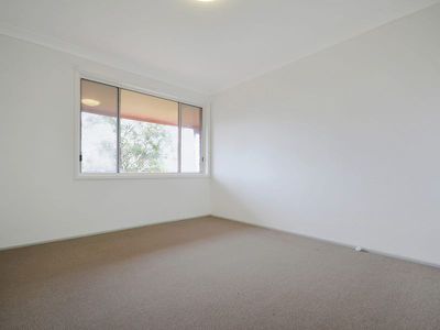 8 Bolton Close, Bolton Point